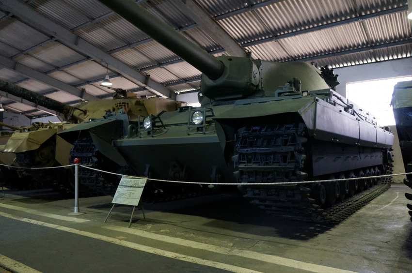 Павильон: Бронированные машины Великобритании, Канады и США