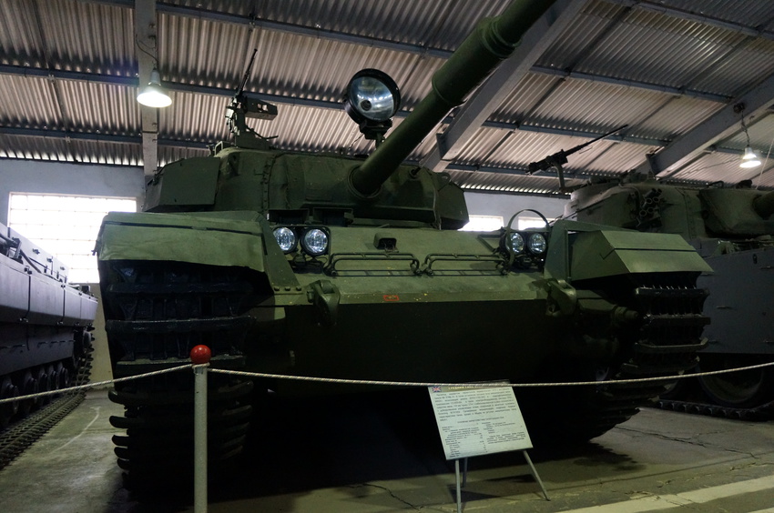 Павильон: Бронированные машины Великобритании, Канады и США