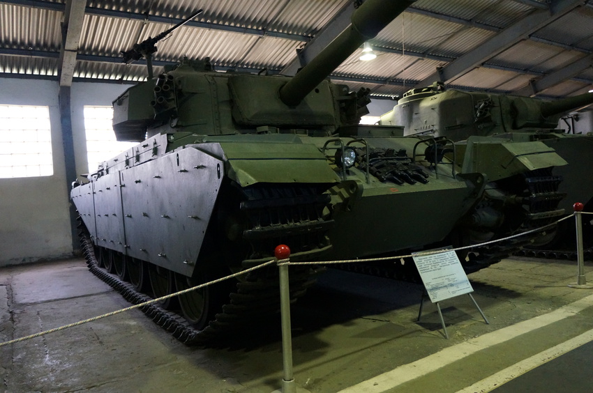 Павильон: Бронированные машины Великобритании, Канады и США