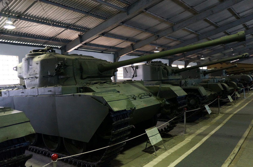 Павильон: Бронированные машины Великобритании, Канады и США