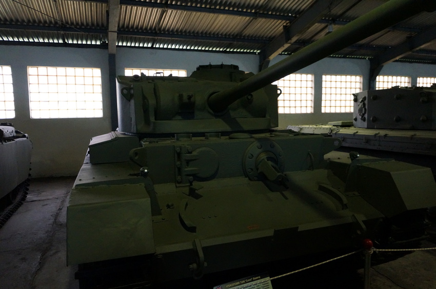 Павильон: Бронированные машины Великобритании, Канады и США