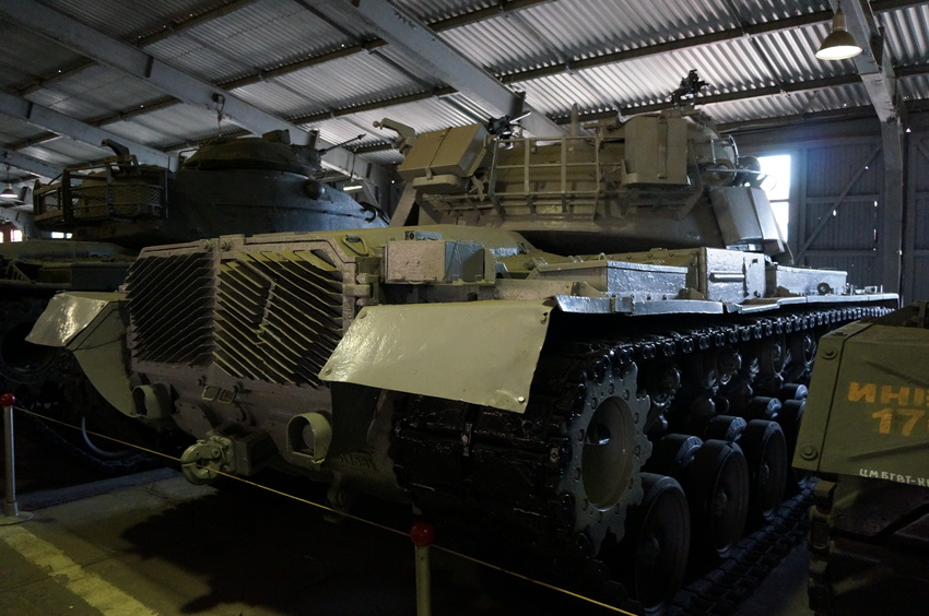 Павильон: Бронированные машины Великобритании, Канады и США