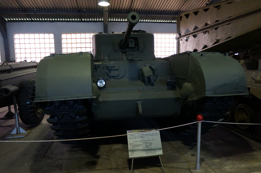 Павильон: Бронированные машины Великобритании, Канады и США