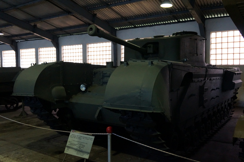 Павильон: Бронированные машины Великобритании, Канады и США