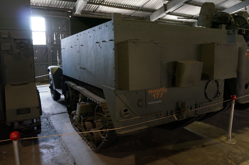 Павильон: Бронированные машины Великобритании, Канады и США