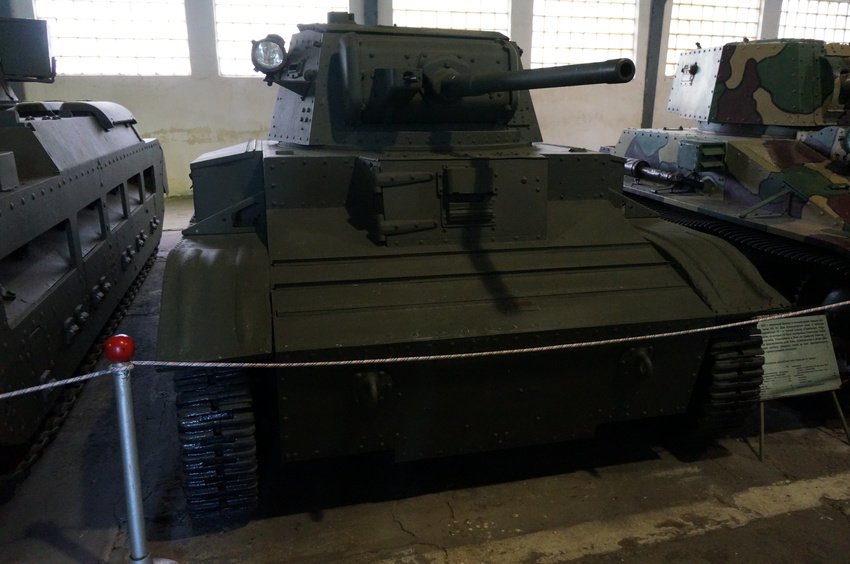 Павильон: Бронированные машины Великобритании, Канады и США