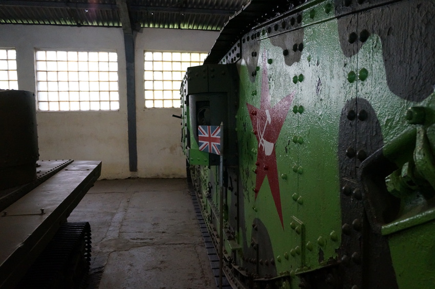 Павильон: Бронированные машины Великобритании, Канады и США