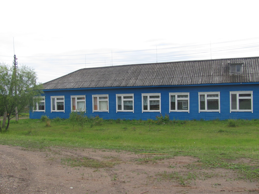 Вид на здание школы