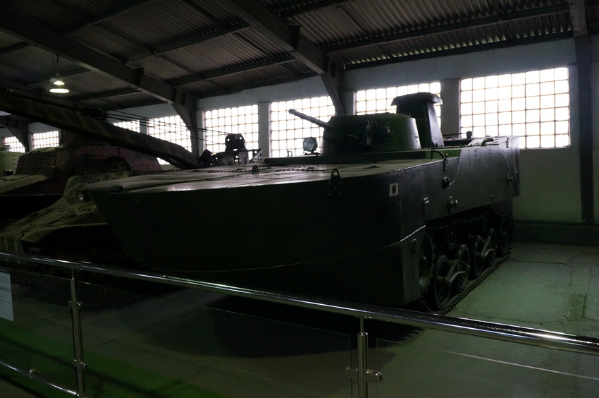 Павильон: Бронированные машины Венгрии, Италии, Китая, Польши, Чехословакии, Франции и Японии