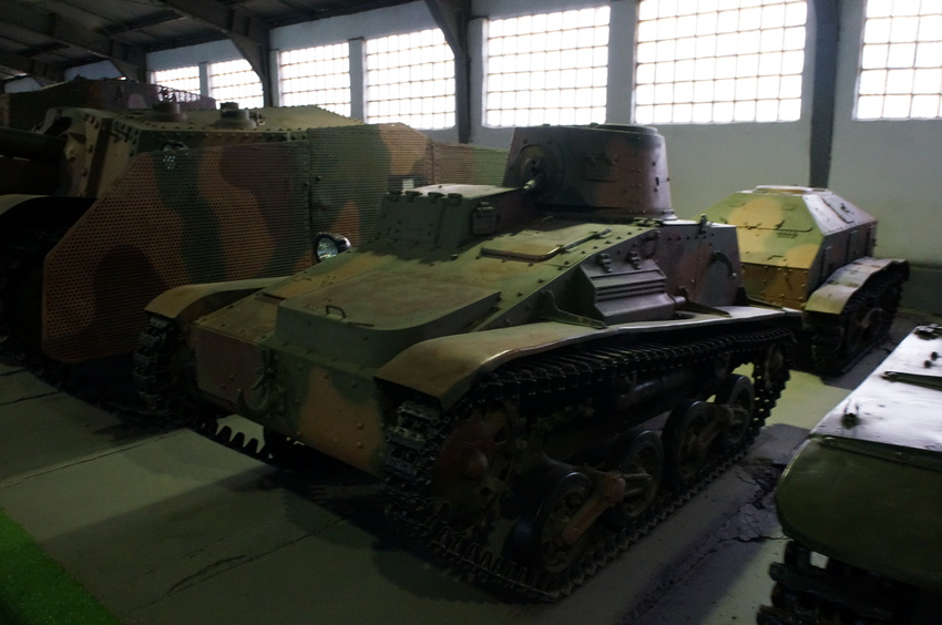 Павильон: Бронированные машины Венгрии, Италии, Китая, Польши, Чехословакии, Франции и Японии
