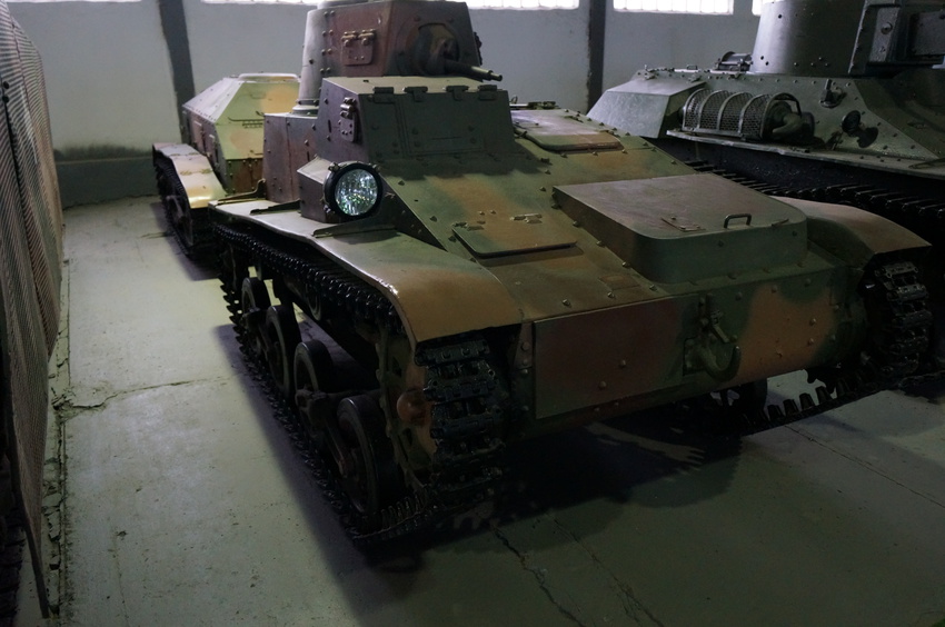 Павильон: Бронированные машины Венгрии, Италии, Китая, Польши, Чехословакии, Франции и Японии