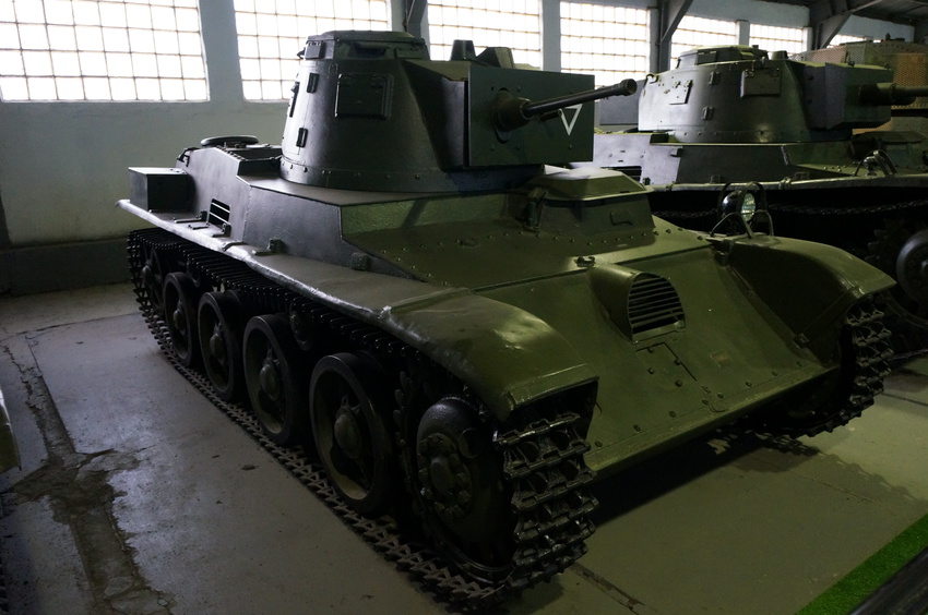 Павильон: Бронированные машины Венгрии, Италии, Китая, Польши, Чехословакии, Франции и Японии