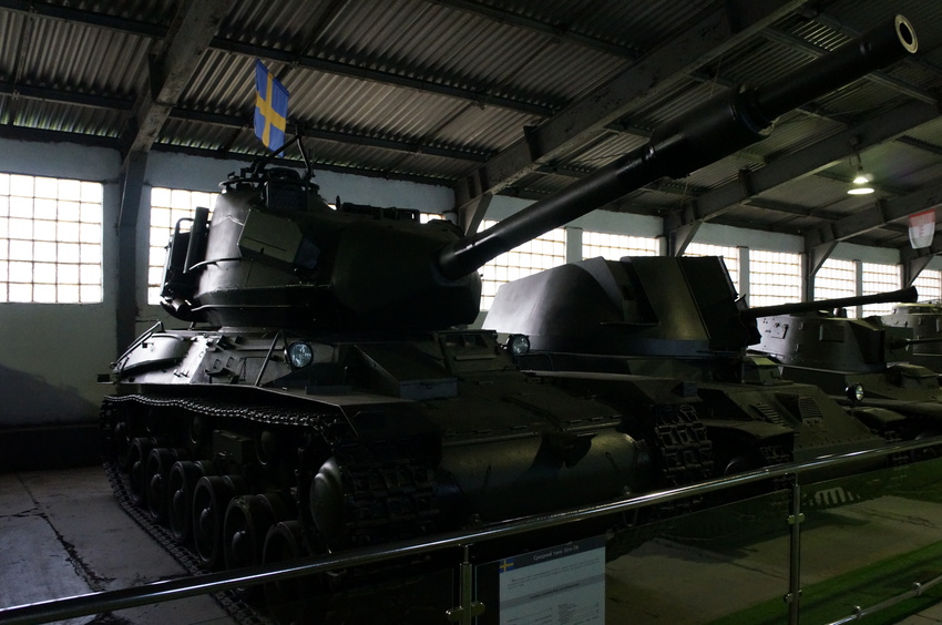 Павильон: Бронированные машины Венгрии, Италии, Китая, Польши, Чехословакии, Франции и Японии