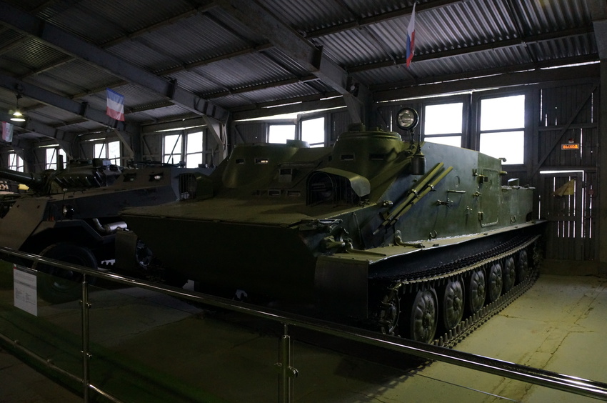 Павильон: Бронированные машины Венгрии, Италии, Китая, Польши, Чехословакии, Франции и Японии