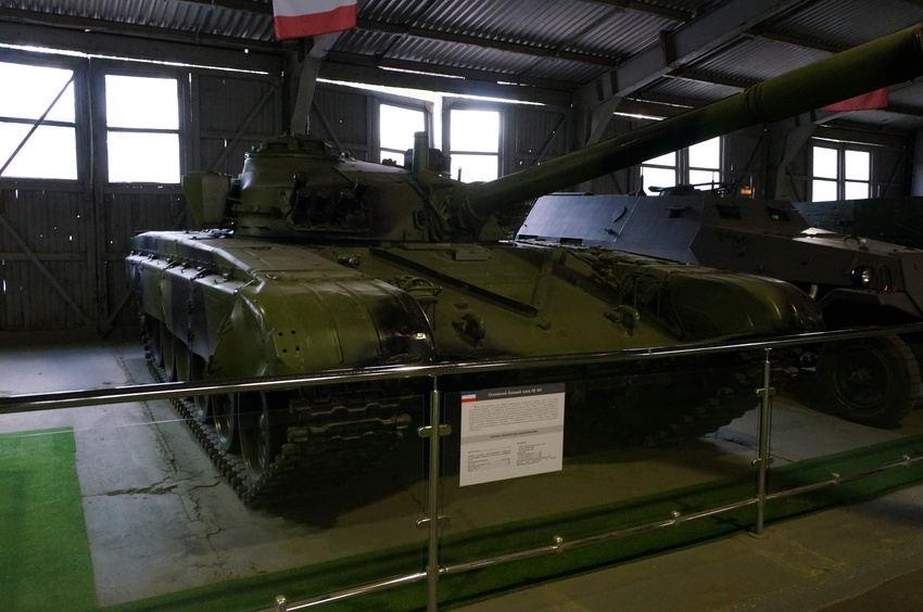 Павильон: Бронированные машины Венгрии, Италии, Китая, Польши, Чехословакии, Франции и Японии