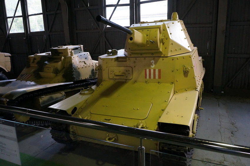 Павильон: Бронированные машины Венгрии, Италии, Китая, Польши, Чехословакии, Франции и Японии