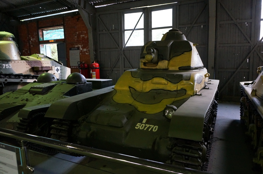 Павильон: Бронированные машины Венгрии, Италии, Китая, Польши, Чехословакии, Франции и Японии