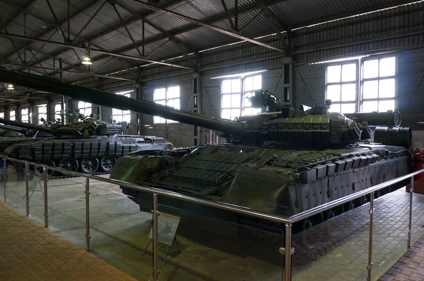Павильон: Советские средние танки и САУ