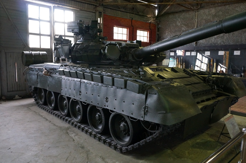 Павильон: Советские средние танки и САУ