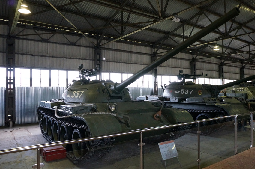 Павильон: Советские средние танки и САУ