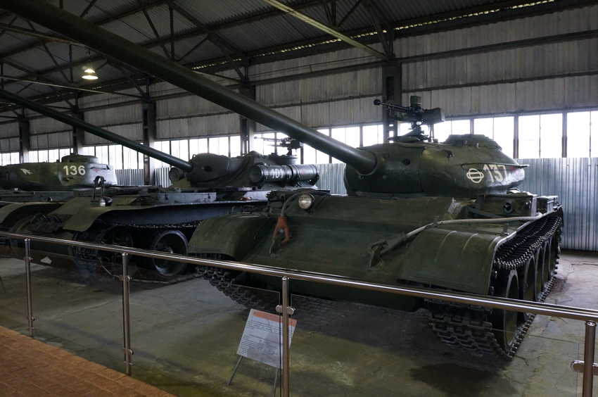 Павильон: Советские средние танки и САУ