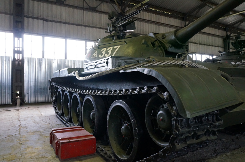 Павильон: Советские средние танки и САУ