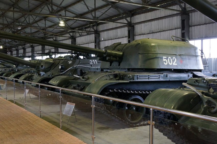 Павильон: Советские средние танки и САУ