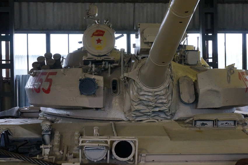 Павильон: Советские средние танки и САУ