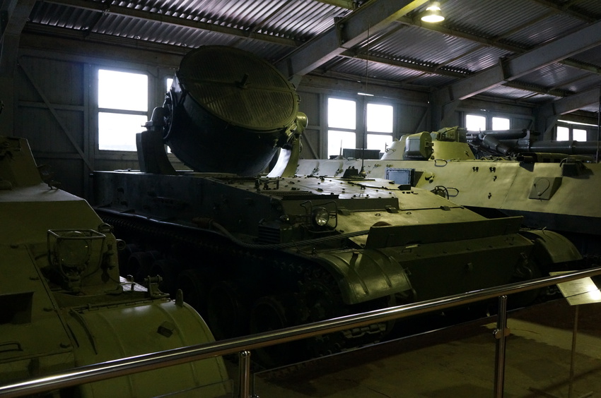 Павильон: Советские тяжёлые танки и САУ