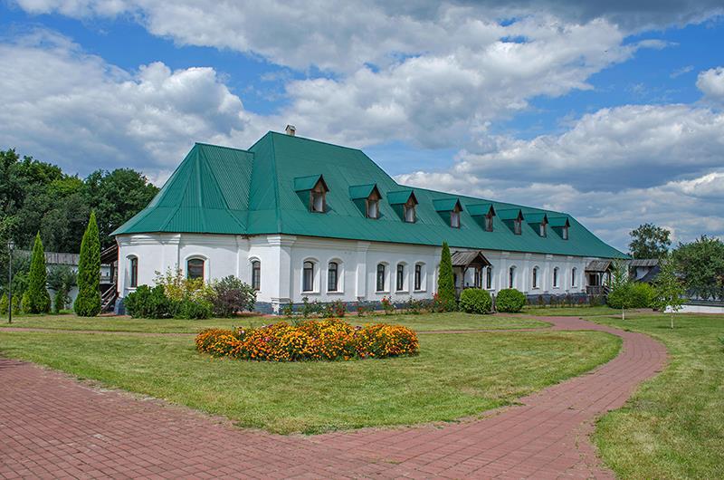Новгород-Северский. Одна из келий монастыря.