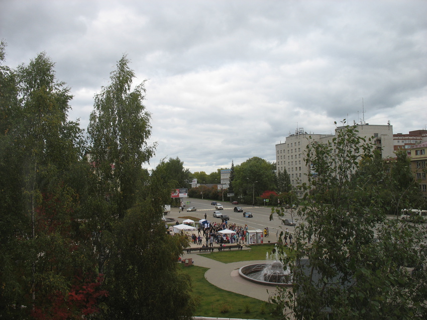 Сыктывкар 2015 -  ул. Коммунистическая