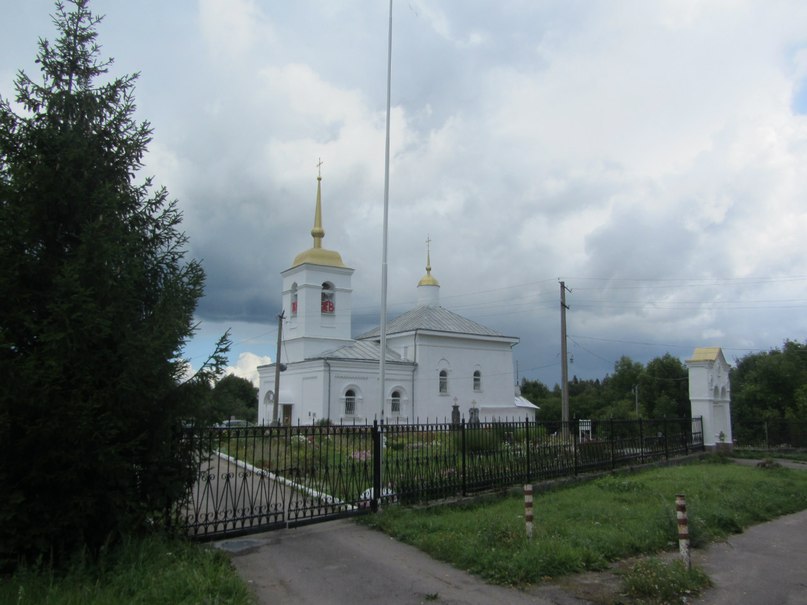 Церковь Архангела Михаила в  Сижно