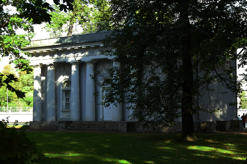 Павильон Росси