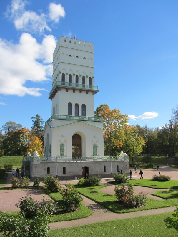 Александровский парк. Белая Башня, другой ракурс