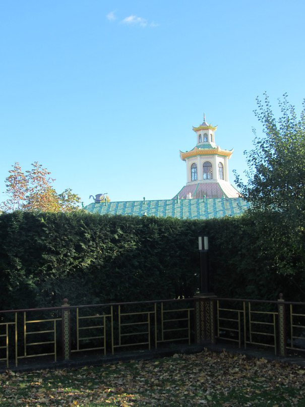 Александровский парк . Китайская деревня