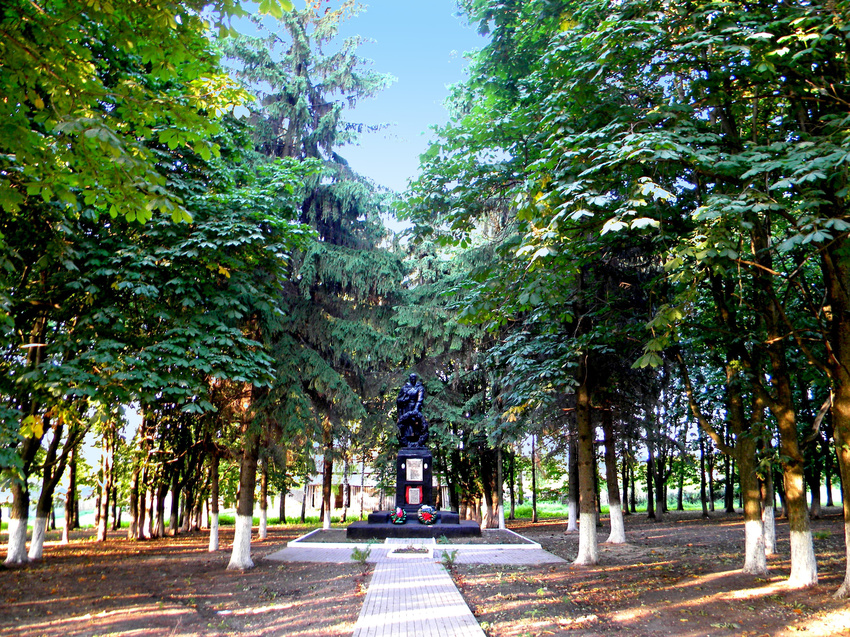 Памятник Воинской Славы в поселке Мичуринский