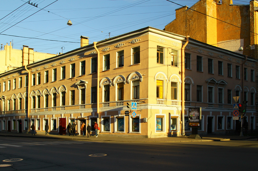 Суворовский проспект, 5