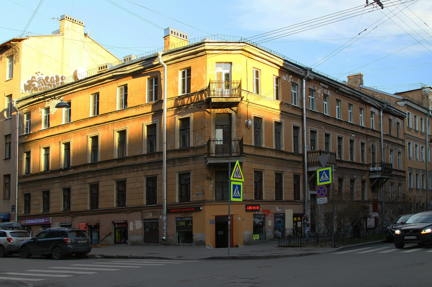 Улица Дегтярная