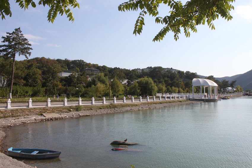 Абрау-Дюрсо.