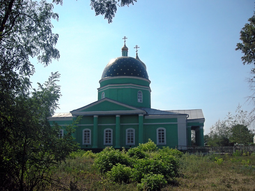 Свято-Троицкий храм в селе Большебыково