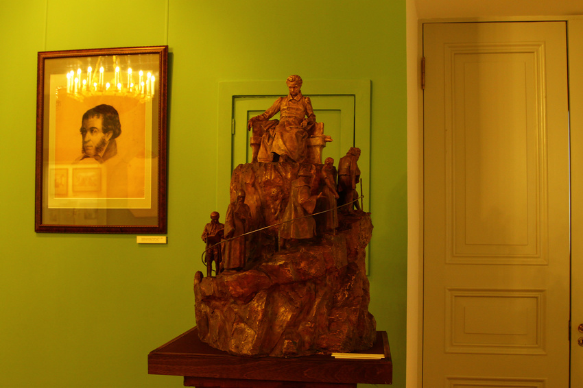 Лицей. Макет проекта памятника Пушкину.