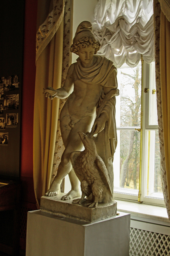 В Павловском дворце