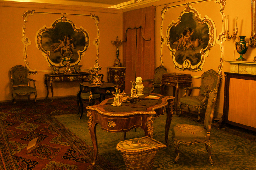 Павловский дворец. Кабинет - будуар. 1850 год.