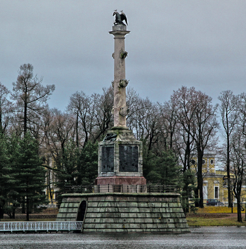 Чесменская колонна