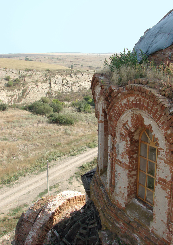 Вовсстановление церкви Троицы Живоначальной в Дядине (30 августа 2009 года)