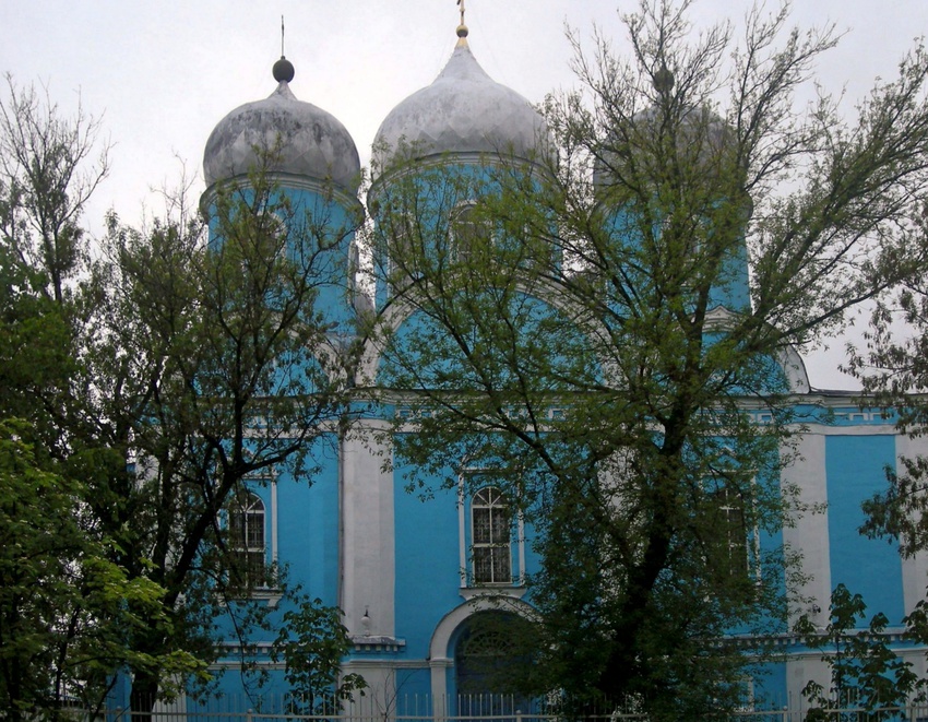 Свято-Успенский храм в селе Алексеевка