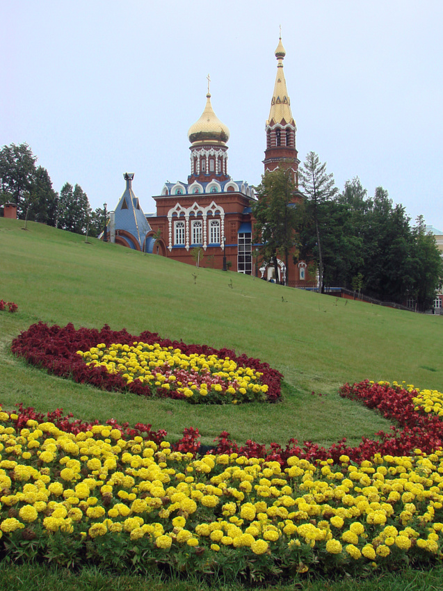 Церковь Казанской иконы Божией Матери (храм Казанской Божией Матери). (7 августа 2008)