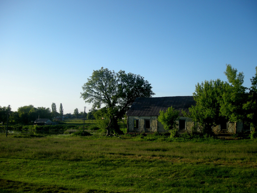 Облик села. Корочанский район село Ломово. Село Ломово Корочанского района Белгородской области. Село Бубново Корочанского района Белгородской области. Родник Майский Корочанский район.