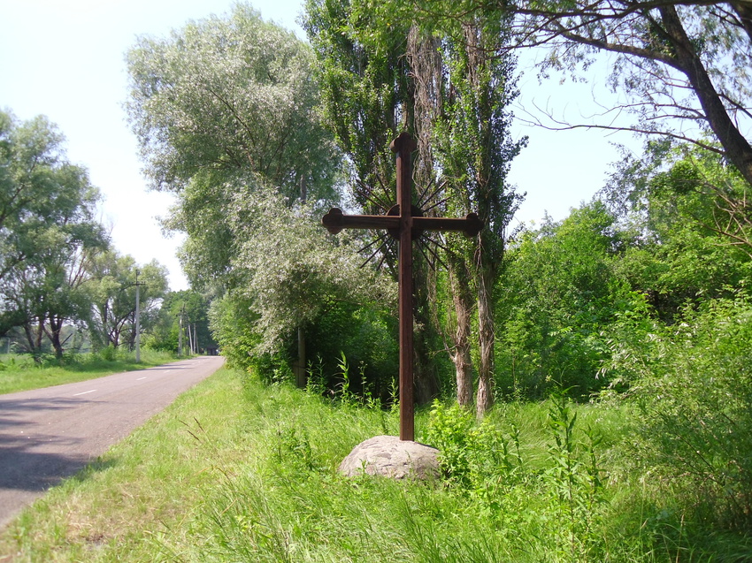 Православний хрест в Мельниках