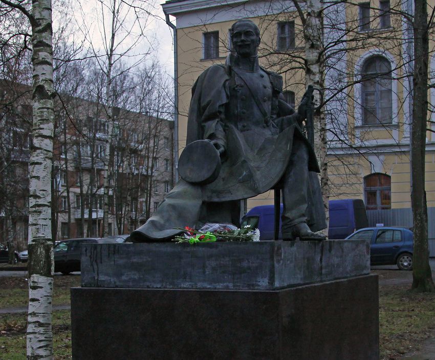 Памятник Захаржевскому